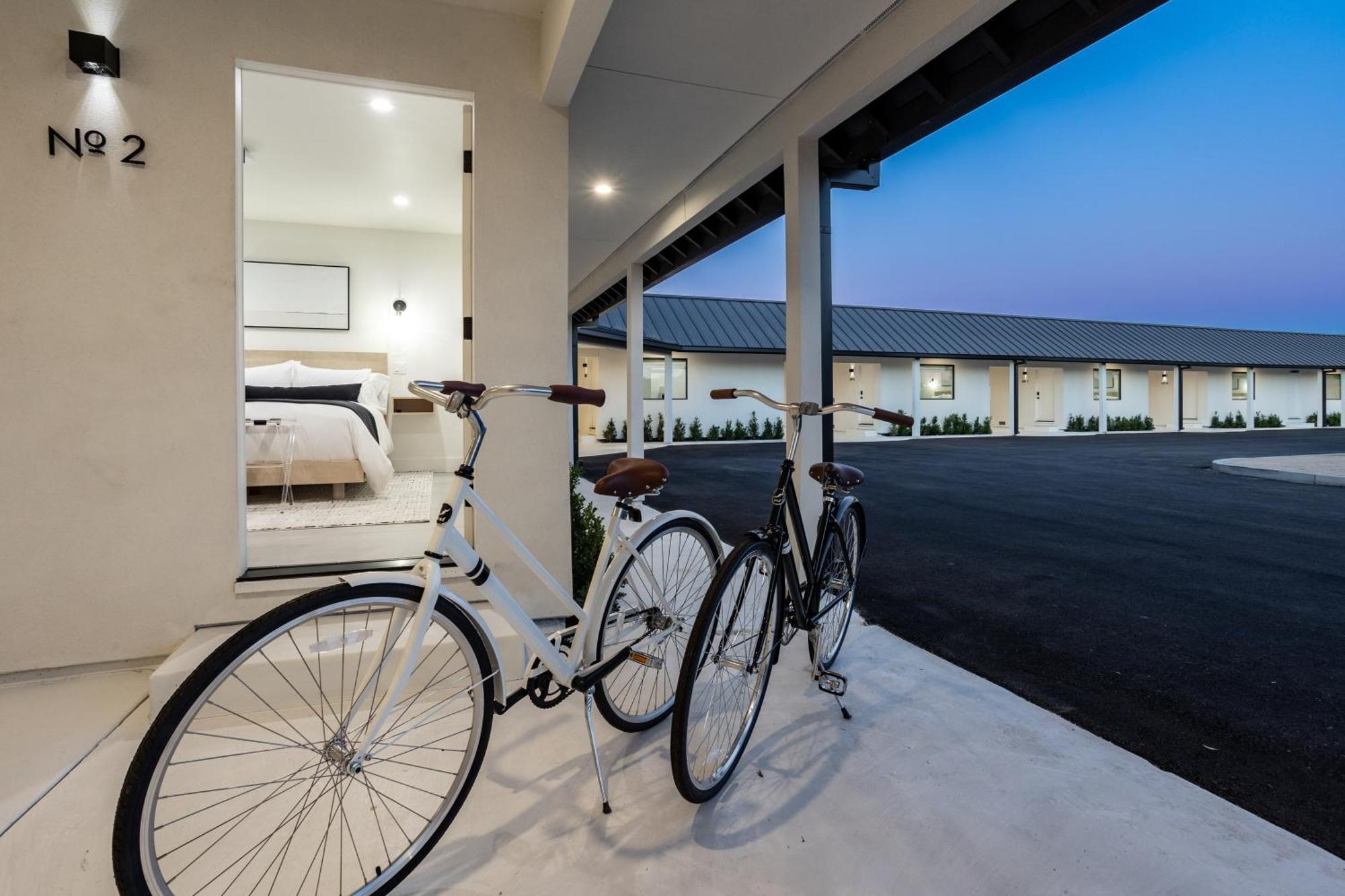 Hotel Bayit Salida Exterior photo