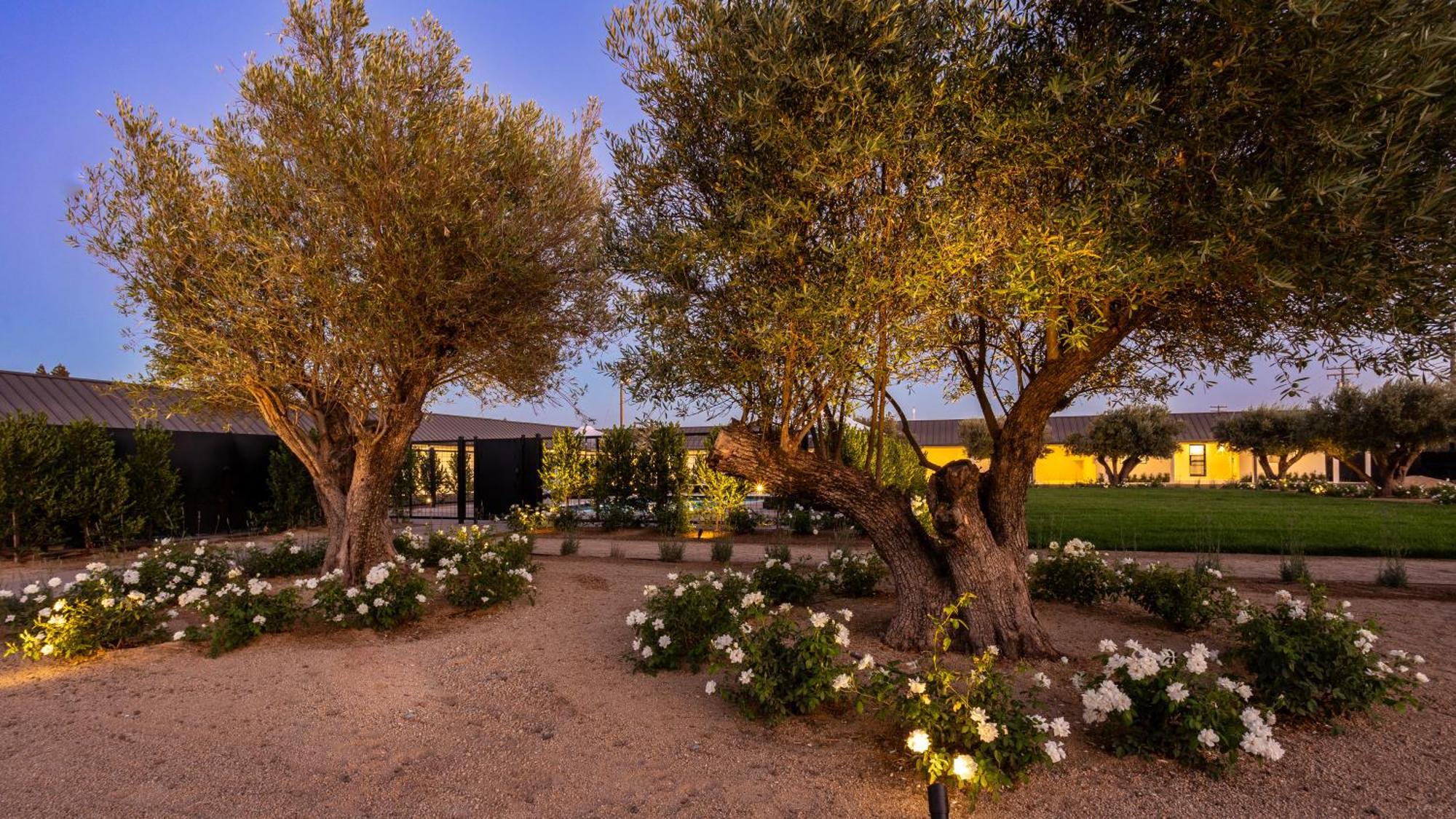 Hotel Bayit Salida Exterior photo